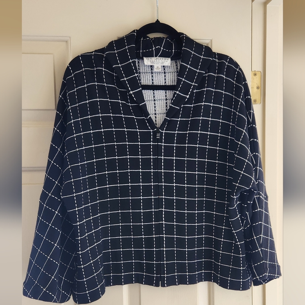 St. John Collection Navy and White Windowpane V-Neck Tunic